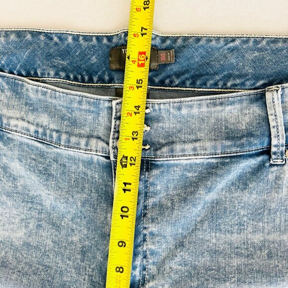 NWOT Torrid Women's Super Soft Denim Jegging Size 30S Light Wash Stretch Raw Hem - Picture 10 of 12
